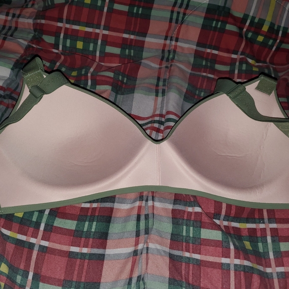 Victoria's Secret Lightly Lined Wireless T-Shirt 34DD Bra - Picture 6 of 14